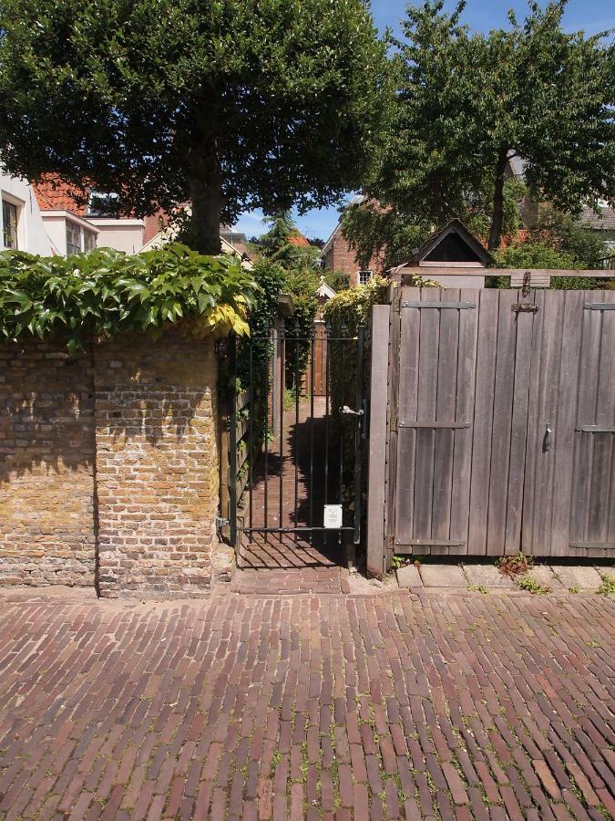 B&B De Zeeuwse Ruyter Brielle Exterior photo